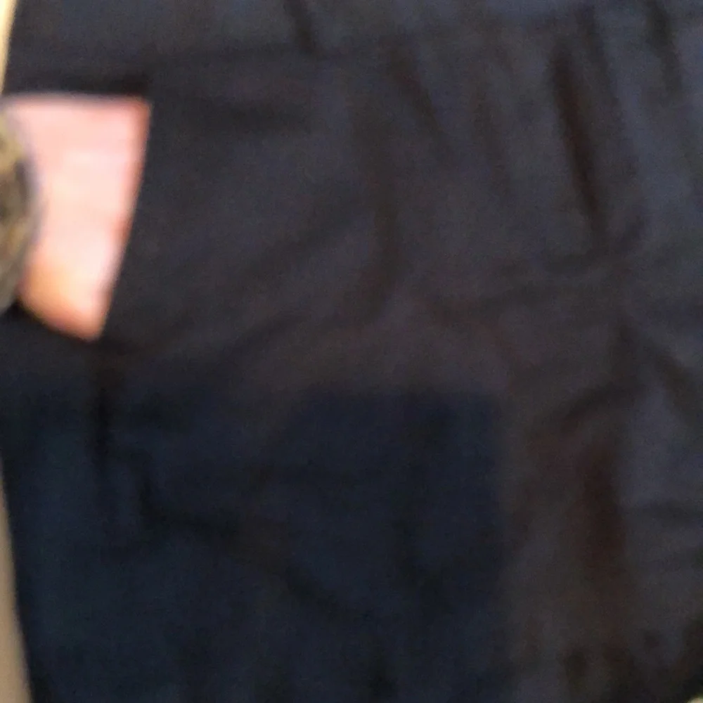 Larry  Levine size 14 black shorts flat Front slash pockets 3.5” inseam